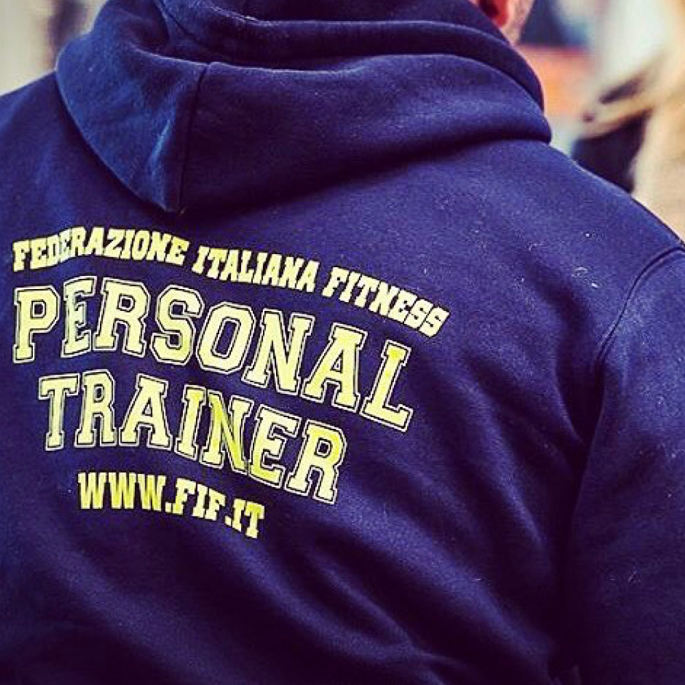   PERSONAL TRAINER