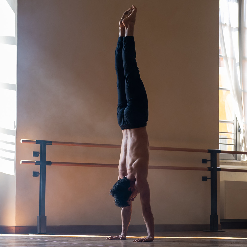         HANDSTAND, LA VERTICALE/Corso online